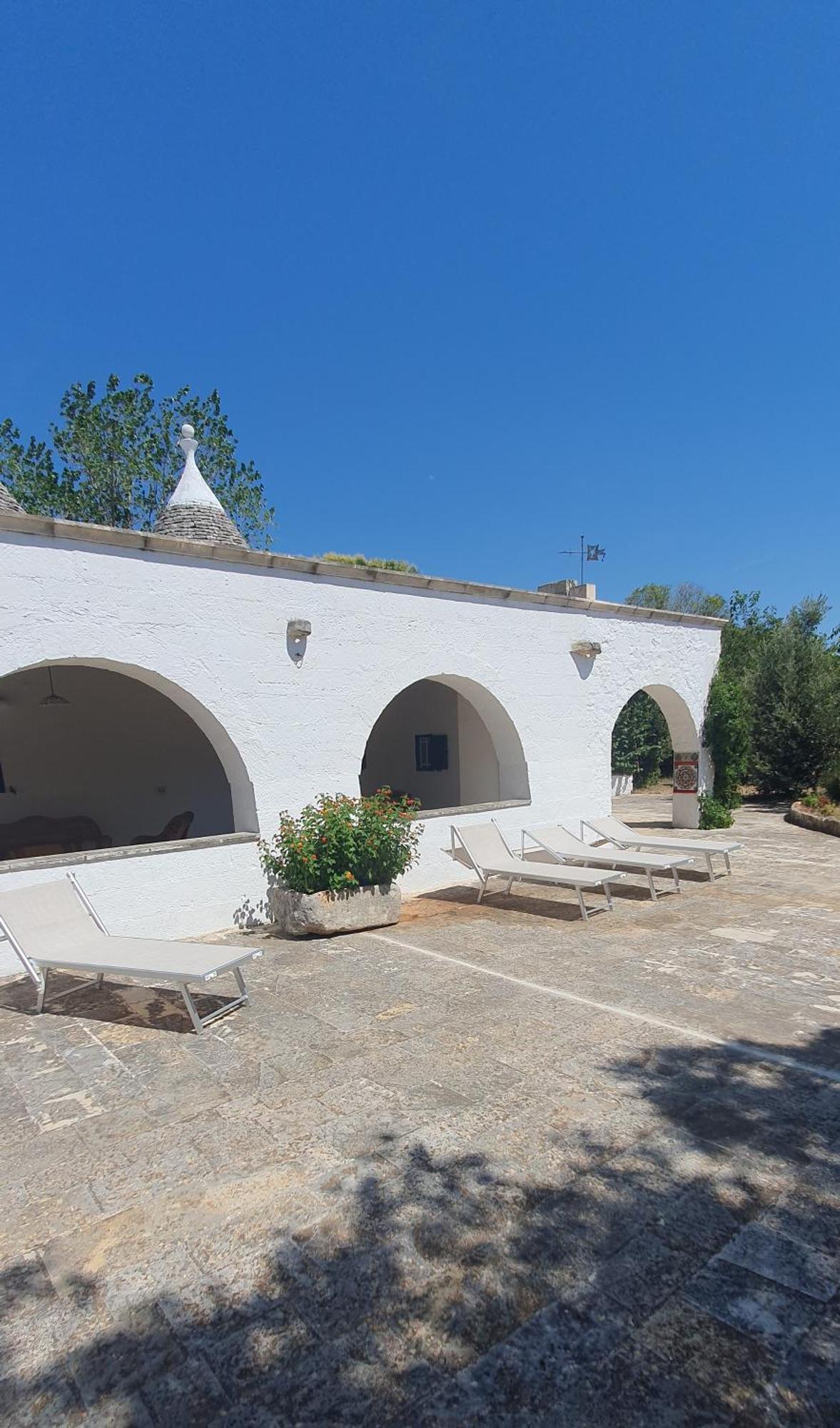 Вілла Trulli Relax A Мартіна-Франка Екстер'єр фото